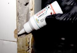 杀蟑饵料、粉剂施放规范